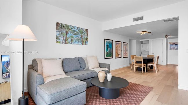 APT-3911 - 485 Brickell Ave, Condo with 1 bedrooms, 1 bathrooms and null parking in Miami FL | Image 7