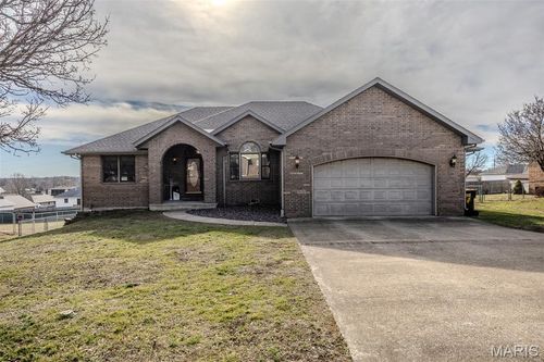 218 Hillside Ct, Lebanon, MO, 65536-4457 | Card Image