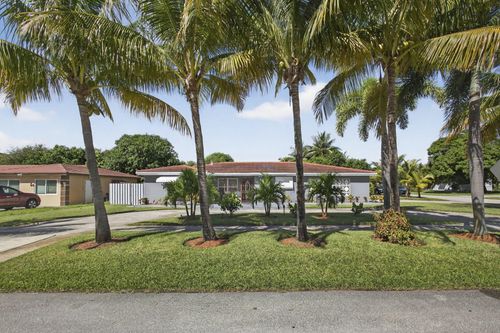 118 2nd St, Lake Park, FL, 33403-3540 | Card Image