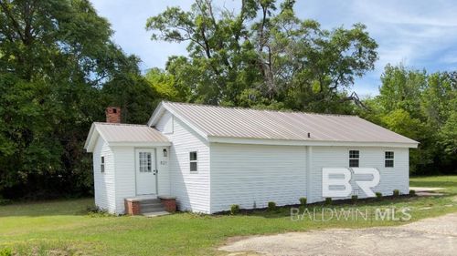 821 Dailey St, East Brewton, AL, 36426-2316 | Card Image