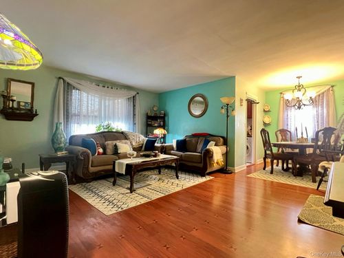 2nd-19640 67th Ave, Fresh Meadows, NY, 11365-3943 | Card Image