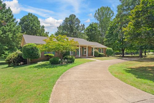 405 Kimberly Dr, Clarksville, TN, 37043-6018 | Card Image