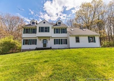 116 Dunbar Lane, House other with 5 bedrooms, 3 bathrooms and null parking in Hamden CT | Image 1