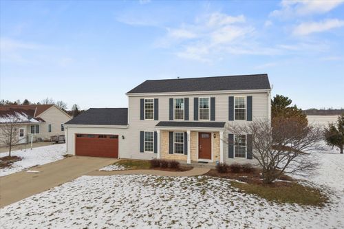 215 Maries Way, Random Lake, WI, 53075 | Card Image