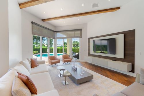 2402 Players Ct, Wellington, FL, 33414-6286 | Card Image