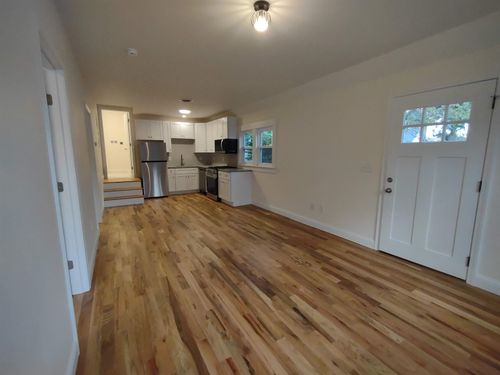 unit-3-394 Union Ave, Laconia, NH, 03246-2876 | Card Image