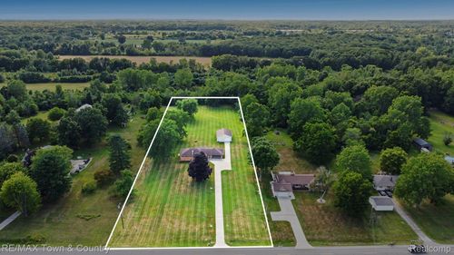 11155 N Jennings Rd, Clio, MI, 48420-1539 | Card Image