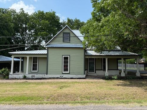 402 W Marshall St, Van Alstyne, TX, 75495-3011 | Card Image