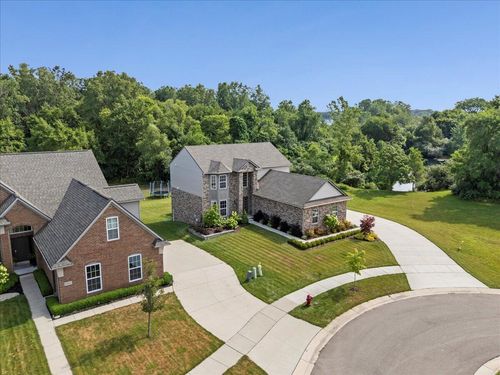 42940 Lexington Ct, Van Buren Township, MI, 48111-3118 | Card Image