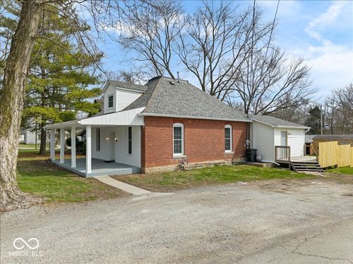 2917 Huntsville Rd, Pendleton, IN, 46064-9033 | Card Image