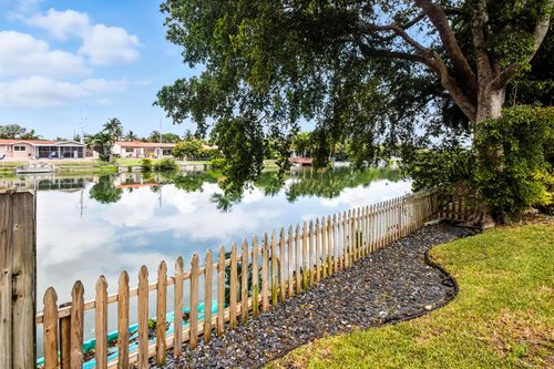 1625 Ne 20th Ave, Fort Lauderdale, FL, 33305-2510 | Card Image