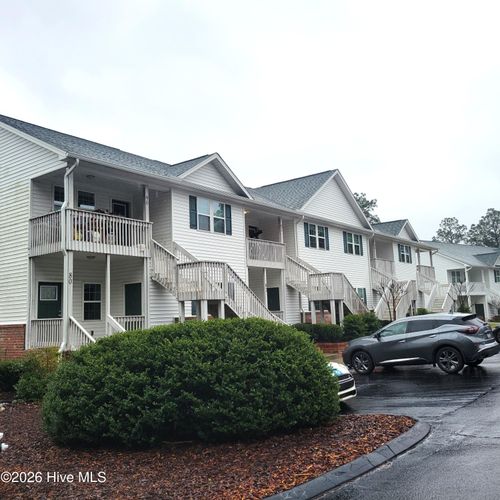 82 N Knoll Rd, Southern Pines, NC, 28387-2900 | Card Image