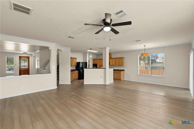 213 Springtree Pkwy, House other with 4 bedrooms, 3 bathrooms and null parking in Cibolo TX | Image 11