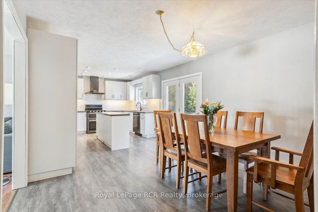 822743 1 Sideroad, House other with 4 bedrooms, 2 bathrooms and 8 parking in Chatsworth ON | Image 10