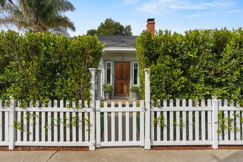 321 N Soledad Street, SANTA BARBARA, CA, 93103 | Card Image