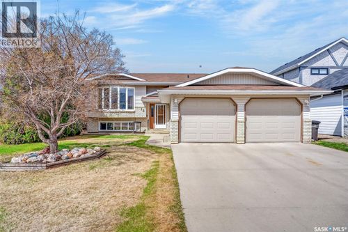 13 Dust Cres, Humboldt, SK, S0K2A0 | Card Image