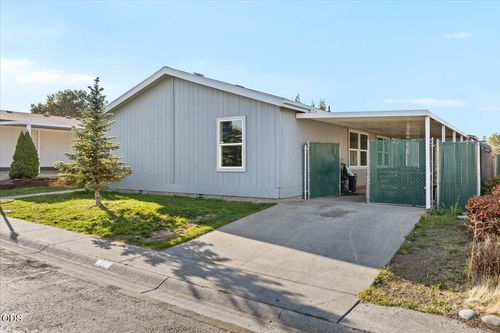 2318 Lara Ln, Central Point, OR, 97502-3548 | Card Image