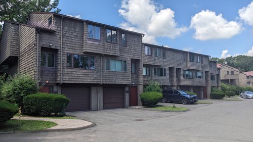 184-184 Towne House Rd, Hamden, CT, 06514-2137 | Card Image