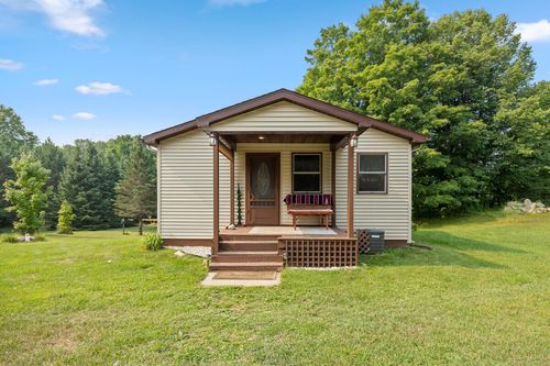 11290 E 7 Mile Rd, Tustin, MI, 49688-9605 | Card Image