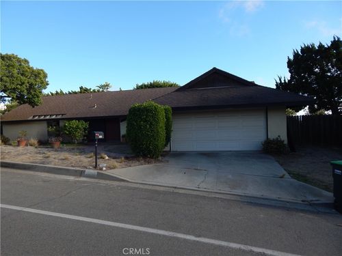 2795 Temple Hills Dr, Laguna Beach, CA, 92651-2037 | Card Image