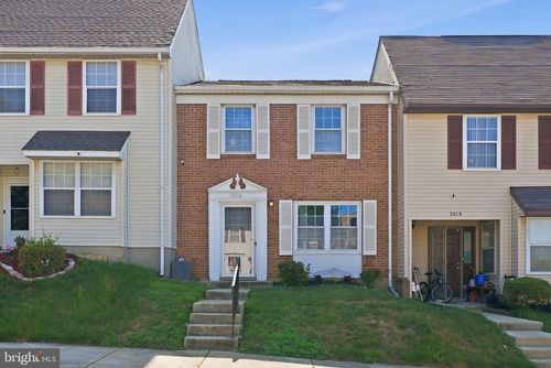 3016 Brinkley Station Dr, TEMPLE HILLS, MD, 20748-6174 | Card Image