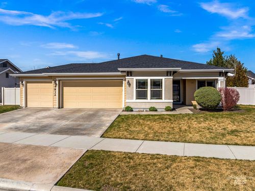 5832 W Rotherham Dr, Eagle, ID, 83616 | Card Image