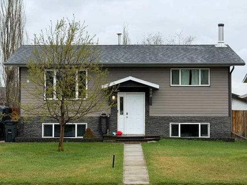 908 11 Ave Se, Slave Lake, AB, T0G2A3 | Card Image