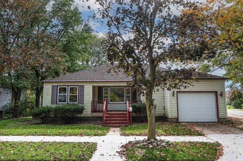 308 W Mulberry Street, South Whitley, IN, 46787-1261 | Card Image