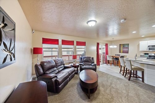 1227 Firefly Dr, Spanish Fork, UT, 84660-5517 | Card Image