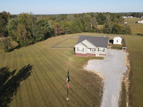 1193 Liberty Rd, Charlotte, TN, 37036-6409 | Card Image