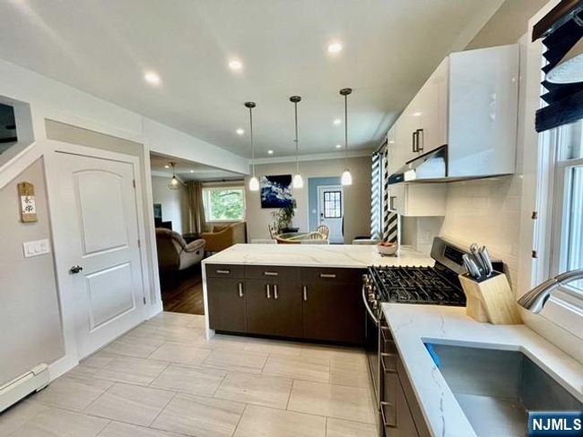 60 Bellevue Ave, House other with 3 bedrooms, 2 bathrooms and null parking in Elmwood Park NJ | Image 9