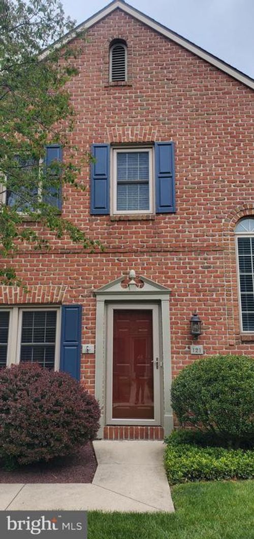 121 Wyndham Way, HARRISBURG, PA, 17109-5580 | Card Image
