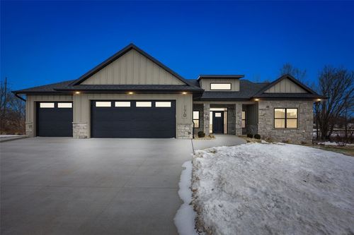 170 Pleasant Hill Drive Nw, Swisher, IA, 52338 | Card Image