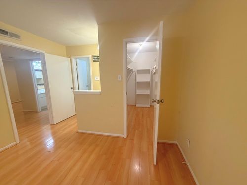 apt-n237-1900 Bay Area Blvd, Houston, TX, 77058-2129 | Card Image