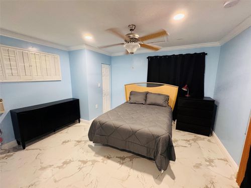 1-6633 Dahlia Dr, Miramar, FL, 33023-4910 | Card Image