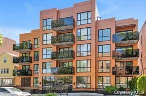 2e-4312 214th Pl, Bayside, NY, 11361-2996 | Card Image