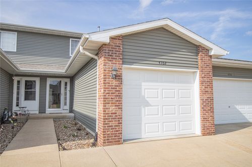 4762 Foxtail Ct, Marion, IA, 52302-8932 | Card Image