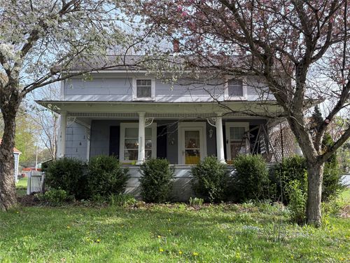 141 W 3rd St, Waterford, PA, 16441-9745 | Card Image