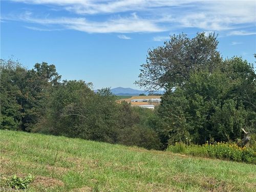 000 Bert Cockerham Rd, Elkin, NC, 28621 | Card Image