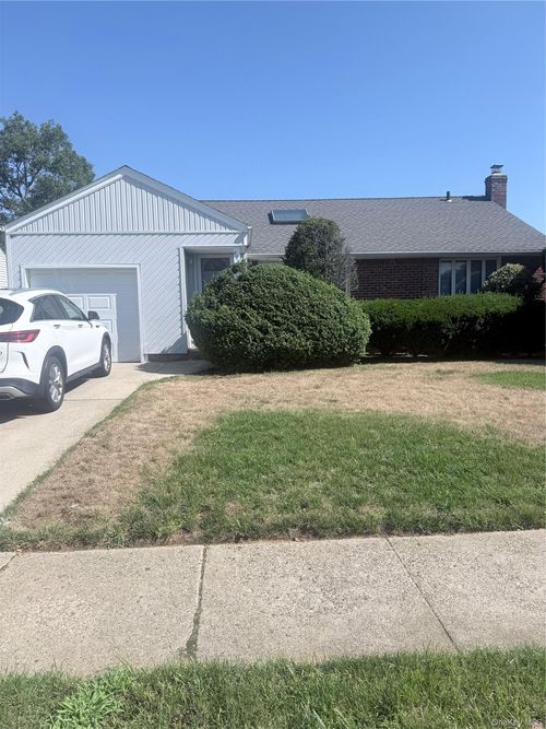 497 Abbey Road, Hempstead, NY, 11572 | Card Image