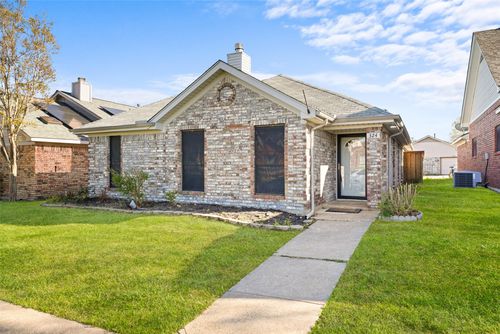 324 Conger Dr, Mesquite, TX, 75149-2559 | Card Image