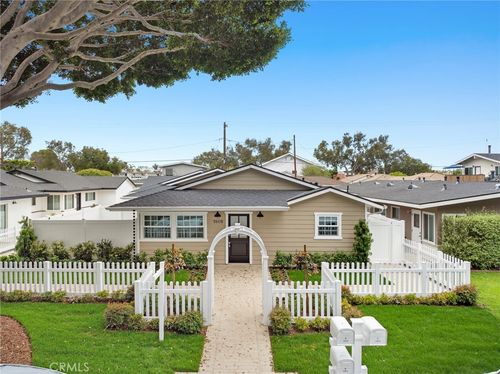 1805 Clay St, Newport Beach, CA, 92663 | Card Image