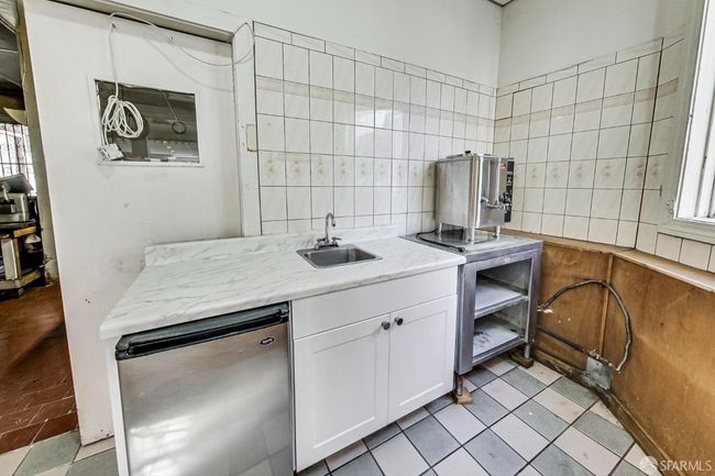 2815 - 2811 Telegraph Ave, Home with 6 bedrooms, 5 bathrooms and 4 parking in Berkeley CA | Image 10