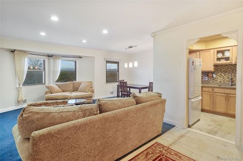 18L Hastings Ct, Yorktown Heights, NY, 10598-1647 | Card Image