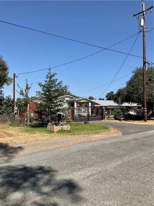 8435 Hollis St, Los Molinos, CA, 96055-9605 | Card Image