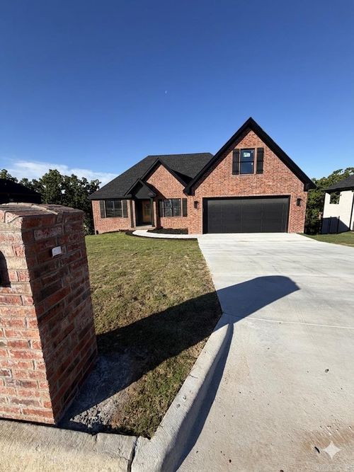 1197 Fern Ridge Rd, Sherwood, AR, 72120-2748 | Card Image