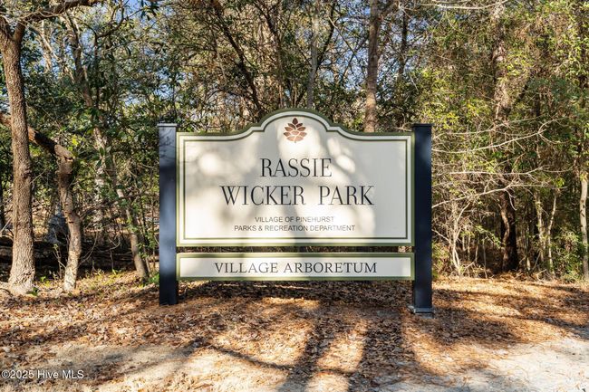 155 Mckenzie Rd E, House other with 4 bedrooms, 4 bathrooms and 4 parking in Pinehurst NC | Image 39