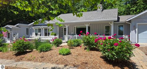 12981 N Forest Beach Shores Rd, Northport, MI, 49670-9714 | Card Image