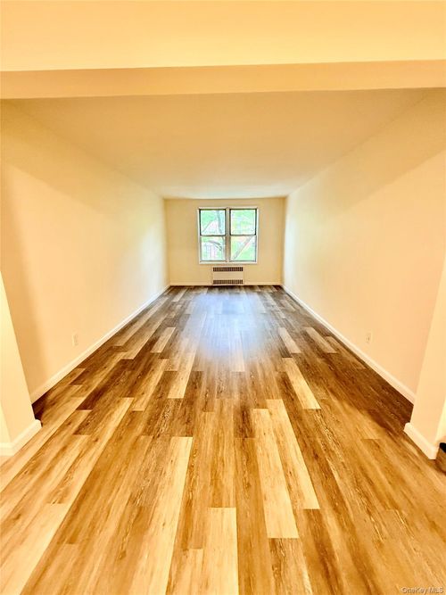 4a-29 Abeel Street, Yonkers, NY, 10705 | Card Image
