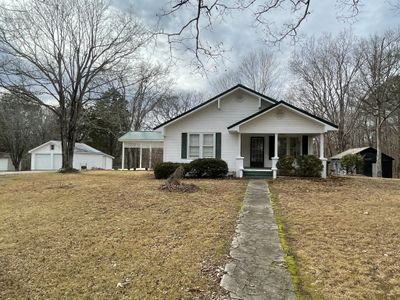 6265 Lower Big Sandy Rd, House other with 3 bedrooms, 1 bathrooms and 3 parking in Big Sandy TN | Image 1